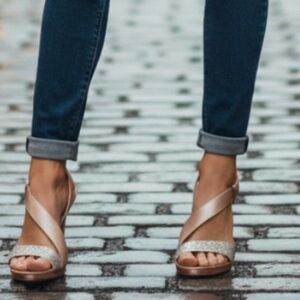 Nina New York Robina YS Gold Glitter Sz 9 Stiletto Heels